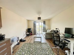 Lounge/ Diner - click for photo gallery